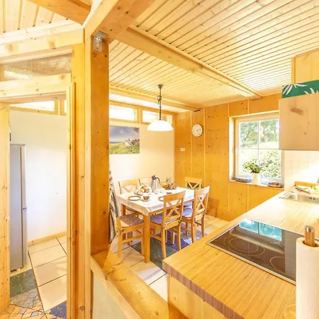 Im Reetdachhaus Дом отдыха *