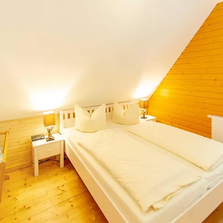 Im Reetdachhaus * Ummanz